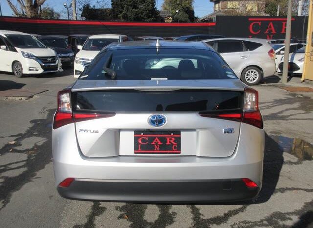 2019 TOYOTA PRIUS S FOR SALE IN KENYA full