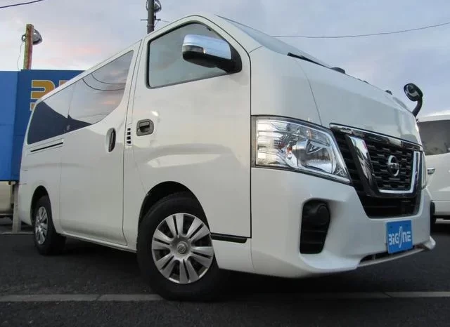 NISSAN NV350