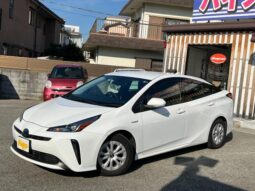 2019 TOYOTA PRIUS S FOR SALE IN KENYA full