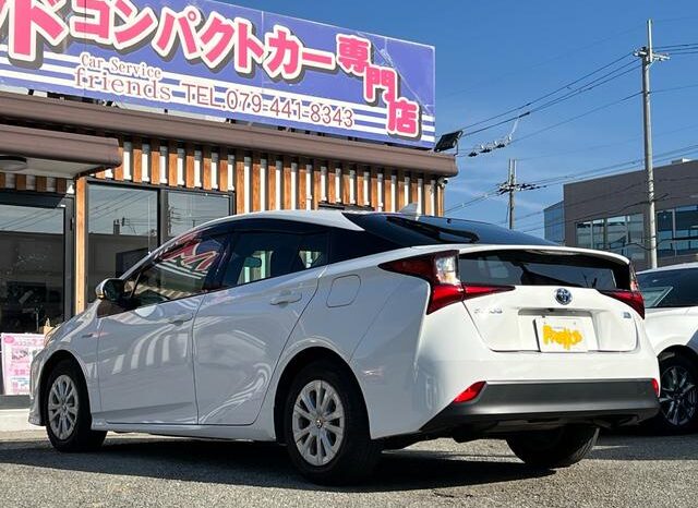 2019 TOYOTA PRIUS S FOR SALE IN KENYA full