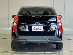 2018 TOYOTA PRIUS S TOURING SELECTION FOR SALE IN NAIROBI KENYA full