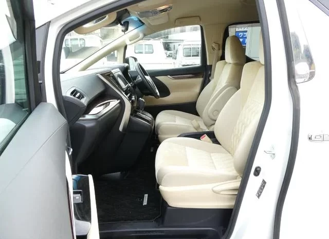 2018 TOYOTA ALPHARD 2.5X FOR SALE IN KENYA full