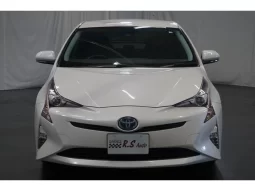 2018 TOYOTA PRIUS FOR SALE IN KENYA full