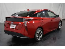 2018 TOYOTA PRIUS S TOURING SELECTION FOR SALE IN KENYA full