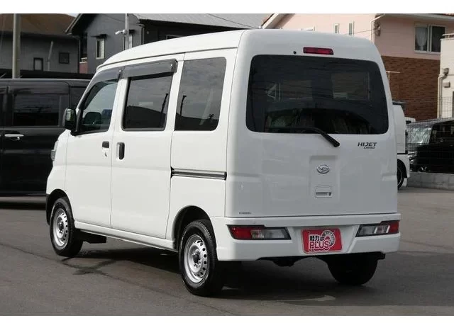 2018 DAIHATSU HIJET CARGO DX SA III FOR SALE IN KENYA full