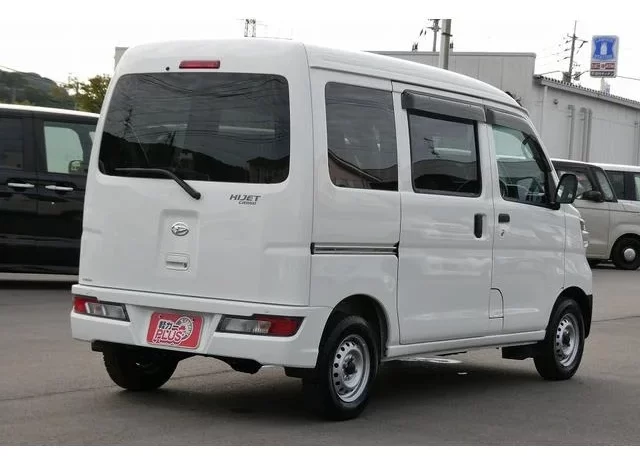 2018 DAIHATSU HIJET CARGO DX SA III FOR SALE IN KENYA full