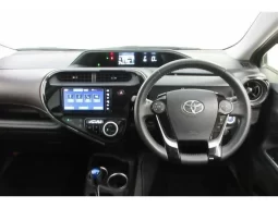 TOYOTA AQUA For SALE IN Nairobi Kenya full