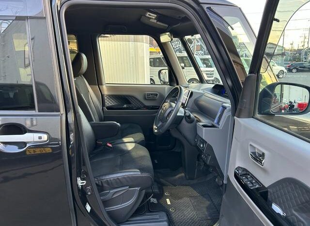 2019 Daihatsu Tanto For Sale in Kenya full