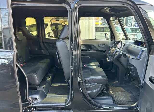 2019 Daihatsu Tanto For Sale in Kenya full