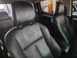 2018 Isuzu D-Max 300 LX 4×4 Double-Cab For Sale in Kenya full