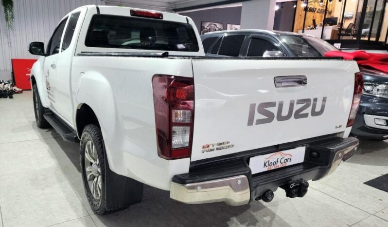 2018 Isuzu D-Max 300 LX FOR SALE NAIROBI KENYA full