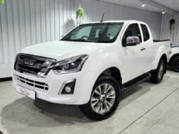 2018 Isuzu D-Max 300 LX FOR SALE NAIROBI KENYA full