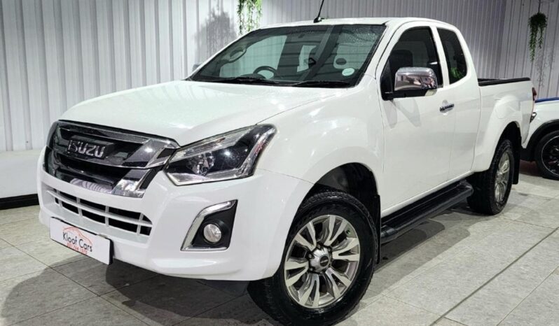 2018 Isuzu D-Max 300 LX FOR SALE NAIROBI KENYA full