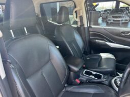 2019 Nissan Navara 2.3D LE Auto Double-Cab For Sale In Kenya full