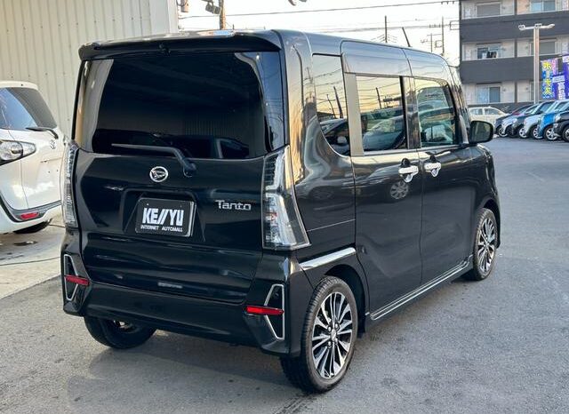 2019 Daihatsu Tanto For Sale in Kenya full