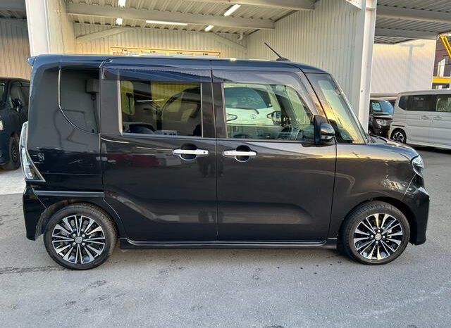 2019 Daihatsu Tanto For Sale in Kenya full