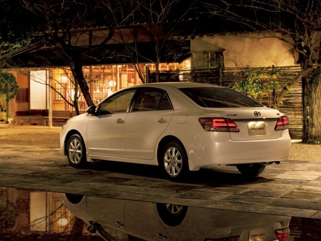 Toyota Premio Rear Look