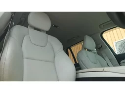 2019 VOLVO XC90 D5 AWD MOMENTUM FOR SALE IN KENYA full