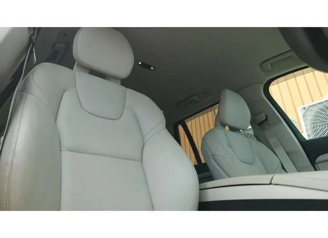 2019 VOLVO XC90 D5 AWD MOMENTUM FOR SALE IN KENYA full