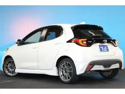 2020 TOYOTA YARIS HYBRID Z FOR SALE IN KENYA full