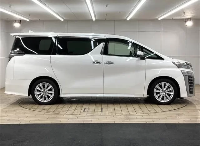 2019 TOYOTA VELLFIRE 2.5Z FOR SALE IN KENYA full