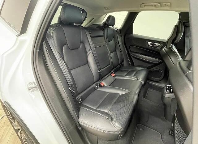 2018 VOLVO XC60 D4 AWD INSCRIPTION FOR SALE IN NAIROBI KENYA full