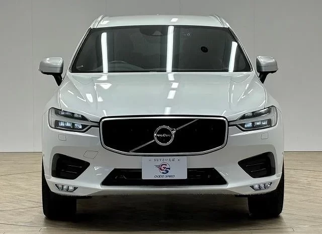 2019 VOLVO XC60 D4 AWD R DESIGN FOR SALE IN NAIROBI KENYA full