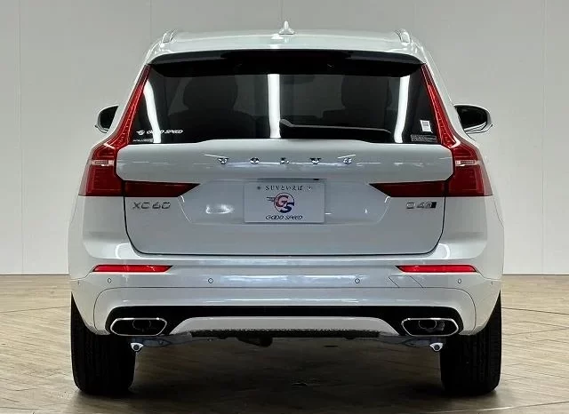 2019 VOLVO XC60 D4 AWD R DESIGN FOR SALE IN NAIROBI KENYA full