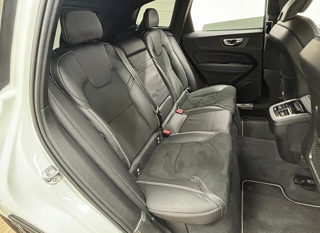 2019 VOLVO XC60 D4 AWD R DESIGN FOR SALE IN NAIROBI KENYA full