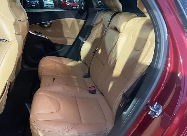 2018 VOLVO V40 CROSS COUNTRY T5 AWD SUMMUM FOR SALE IN KENYA full