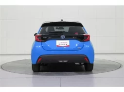 2021 TOYOTA YARIS HYBRID Z FOR SALE IN KENYA full