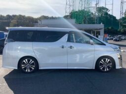 2018 TOYOTA VELLFIRE FOR SALE IN NAIROBI KENYA full