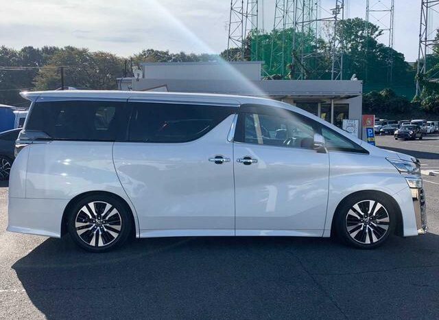 2018 TOYOTA VELLFIRE FOR SALE IN NAIROBI KENYA full