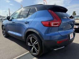 2019 VOLVO XC40 T5 AWD R-DESIGN FOR SALE IN KENYA full