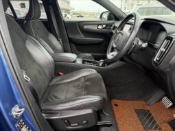 2019 VOLVO XC40 T5 AWD R-DESIGN FOR SALE IN KENYA full