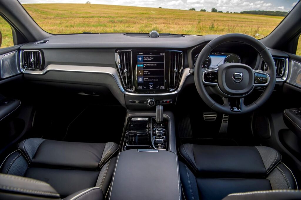 cockpit of the S60.