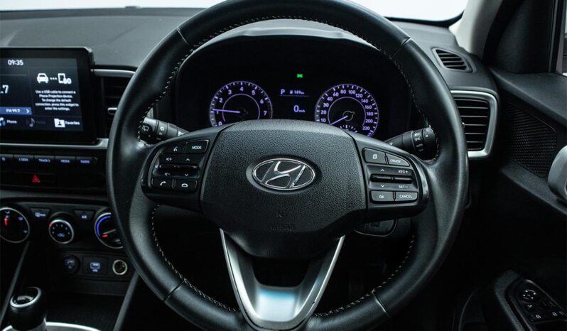 2020 Hyundai Venue 1.0T Fluid Auto For Sale In Kenya full