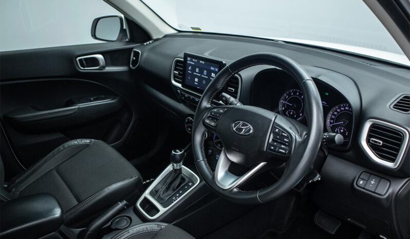 2020 Hyundai Venue 1.0T Fluid Auto For Sale In Kenya full