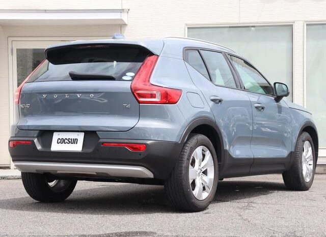 2019 VOLVO XC40 T4 MOMENTUM FOR SALE IN NAIROBI KENYA full