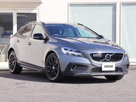 2019 VOLVO V40 CROSS COUNTRY D4 SUMMUM FOR SALE IN KENYA