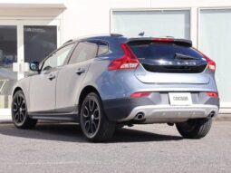 2019 VOLVO V40 CROSS COUNTRY D4 SUMMUM FOR SALE IN KENYA full