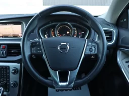 2019 VOLVO V40 CROSS COUNTRY D4 SUMMUM FOR SALE IN KENYA full