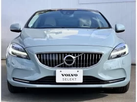 2019 VOLVO V40 T3 CLASSIC EDITION FOR SALE IN NAIROBI KENYA