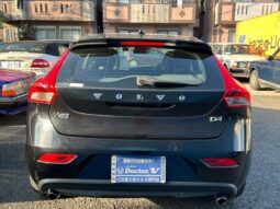 2018 VOLVO V40 D4 DYNAMIC EDITION FOR SALE IN KENYA full