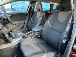 2018 VOLVO V40 D4 DYNAMIC EDITION FOR SALE IN KENYA full