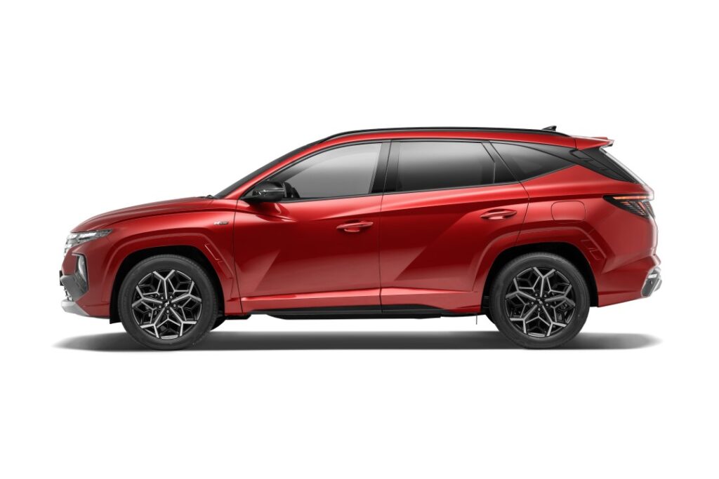 2025 Hyundai Tucson Side View
