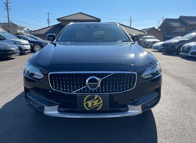 2019 VOLVO V90 CROSS COUNTRY D4 AWD FOR SALE IN KENYA full