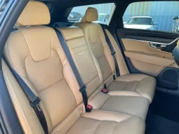 2019 VOLVO V90 CROSS COUNTRY D4 AWD FOR SALE IN KENYA full