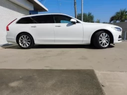 2019 VOLVO V90 T5 MOMENTUM FOR SALE IN KENYA full