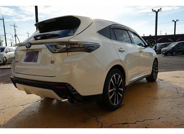 2018 TOYOTA HARRIER ELEGANCE GR SPORT FOR SALE IN KENYA full